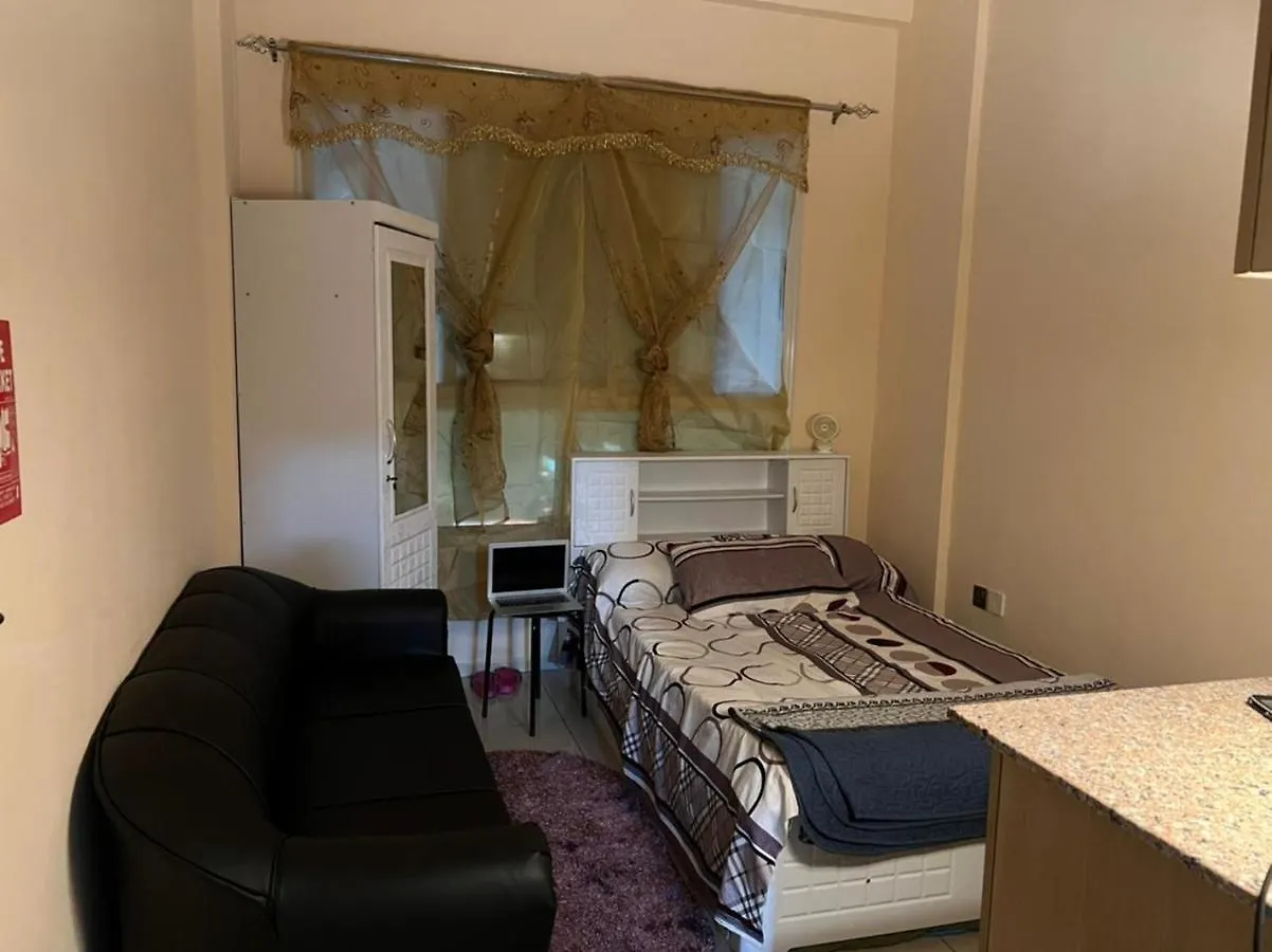 Dubai Creeck Realty Hostel Deluxe Studios