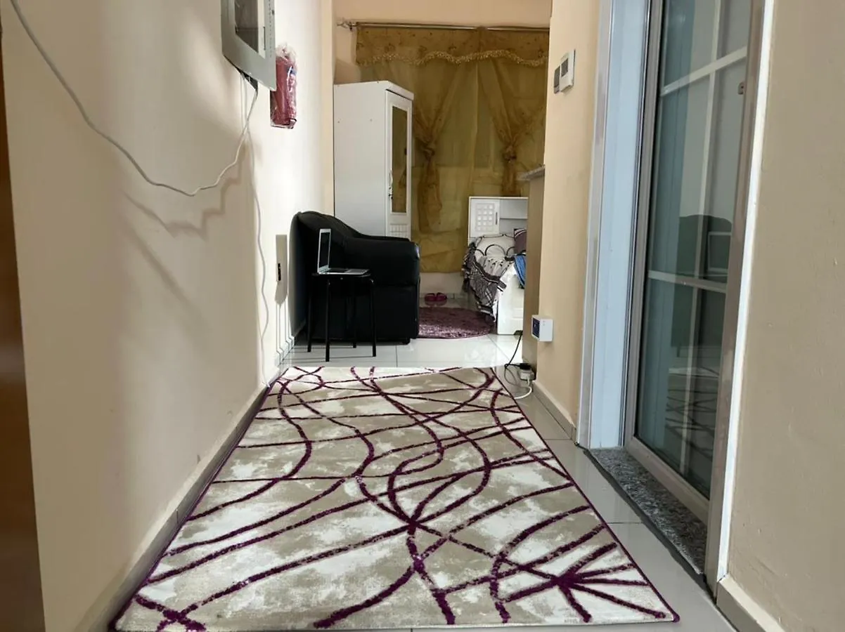 Dubai Creeck Realty Hostel Deluxe Studios United Arab Emirates